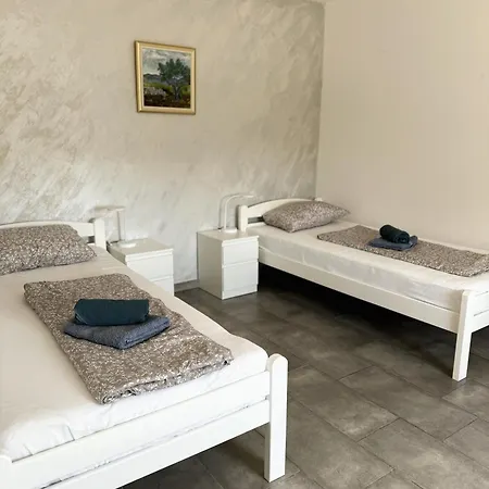 Apartman Apartmaji Zbgs *